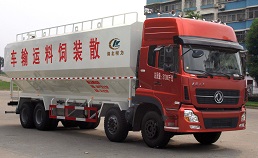 國(guó)五天龍前四后八飼料車(chē)