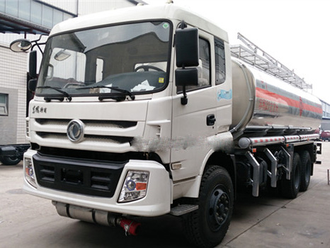 東風特商國五后八輪21方鋁合金油罐車