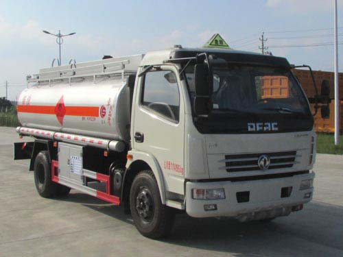 玉柴150馬力8噸加油車圖片