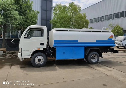躍進5噸油罐車圖片 躍進5噸油罐車圖片