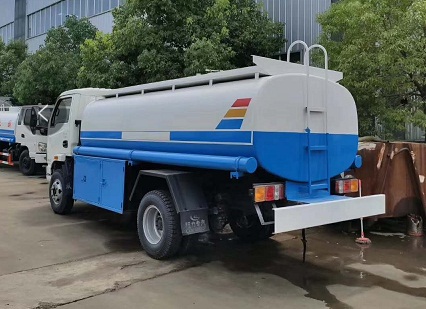 躍進5噸油罐車圖片 躍進5噸油罐車圖片