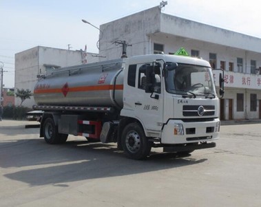 國六東風天錦油罐車圖片